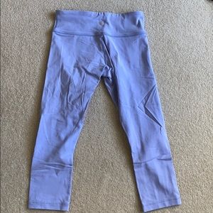 Lululemon light purple crop legging.